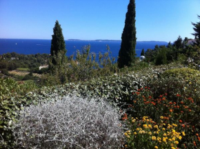 Maison calme très belle vue Lavandou